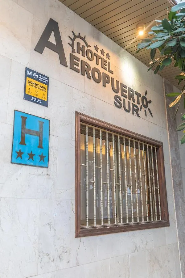 סן איסידרו Hotel Aeropuerto Sur  סן איסידרו